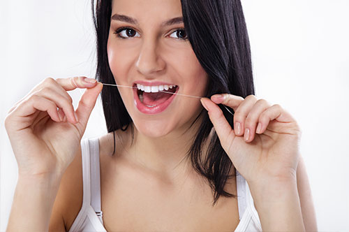 Maintaining Healthy Gums & Treating Gum Disease